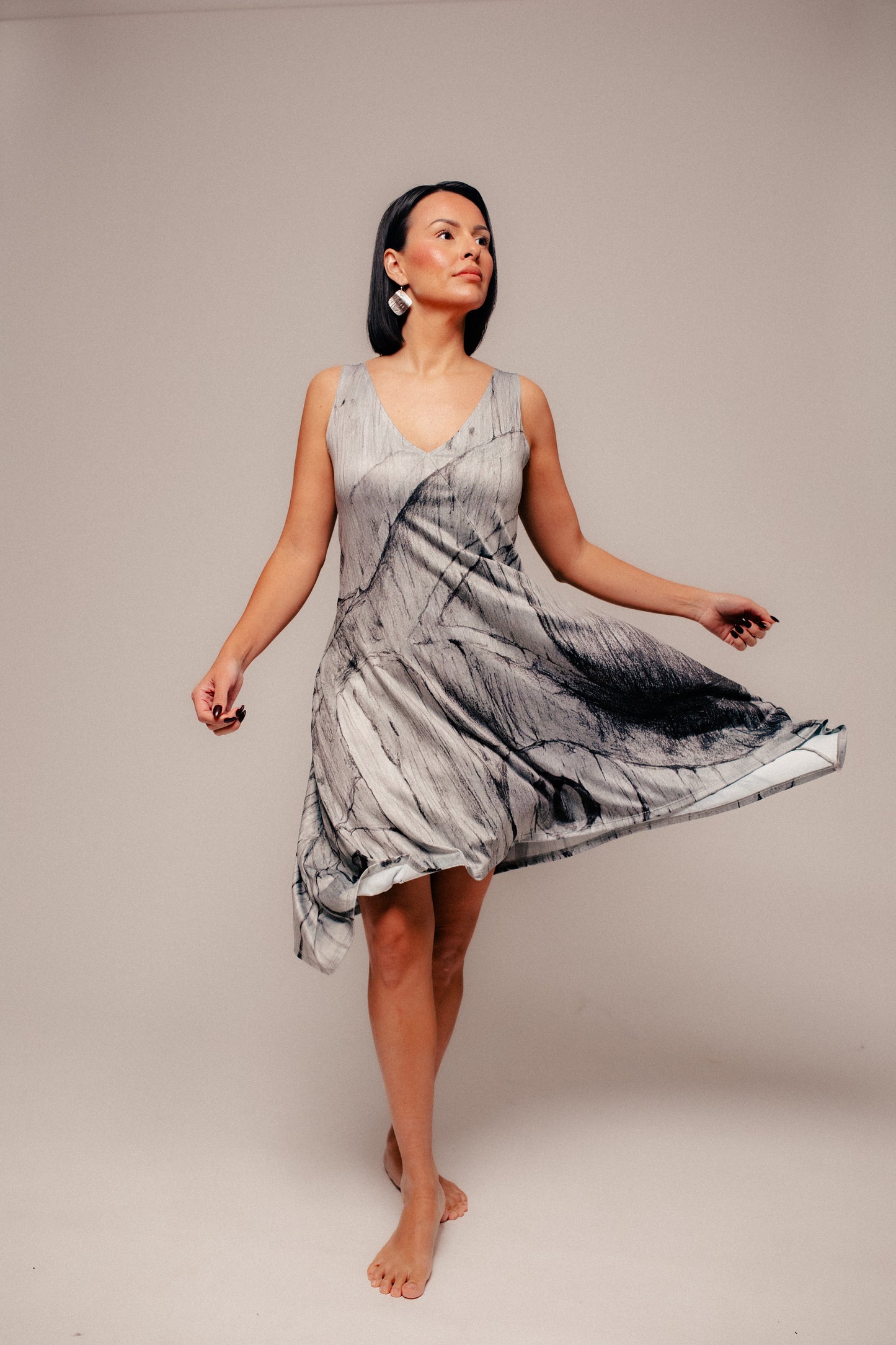 X̱aadas Gyaa'angaa Thalia Asymmetrical Hem Dress