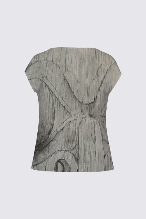 X̱aadas Gyaa'angaa Julie Drape T-shirt